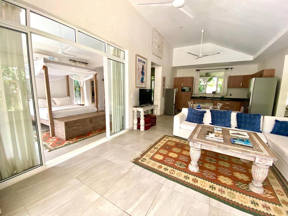 Saffron Villas Диани-Бич Экстерьер фото