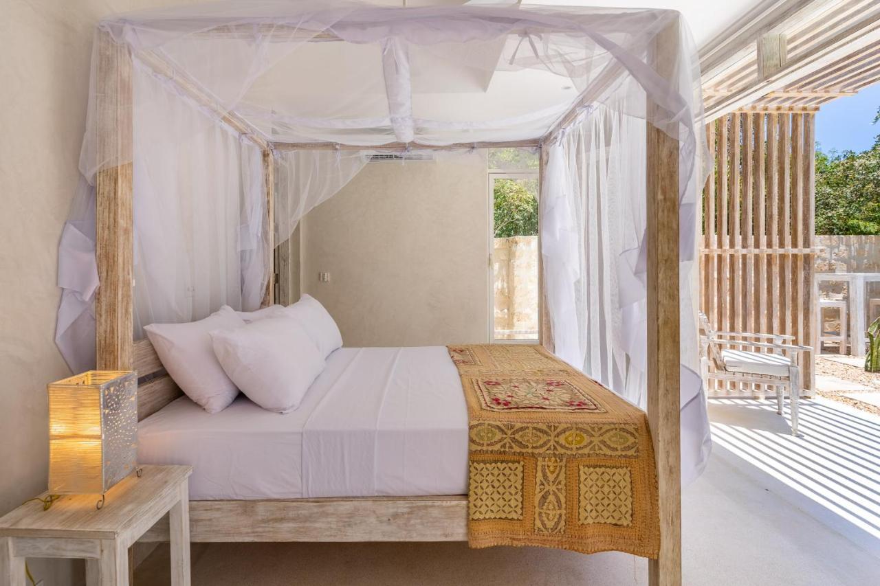 Saffron Villas Диани-Бич Экстерьер фото