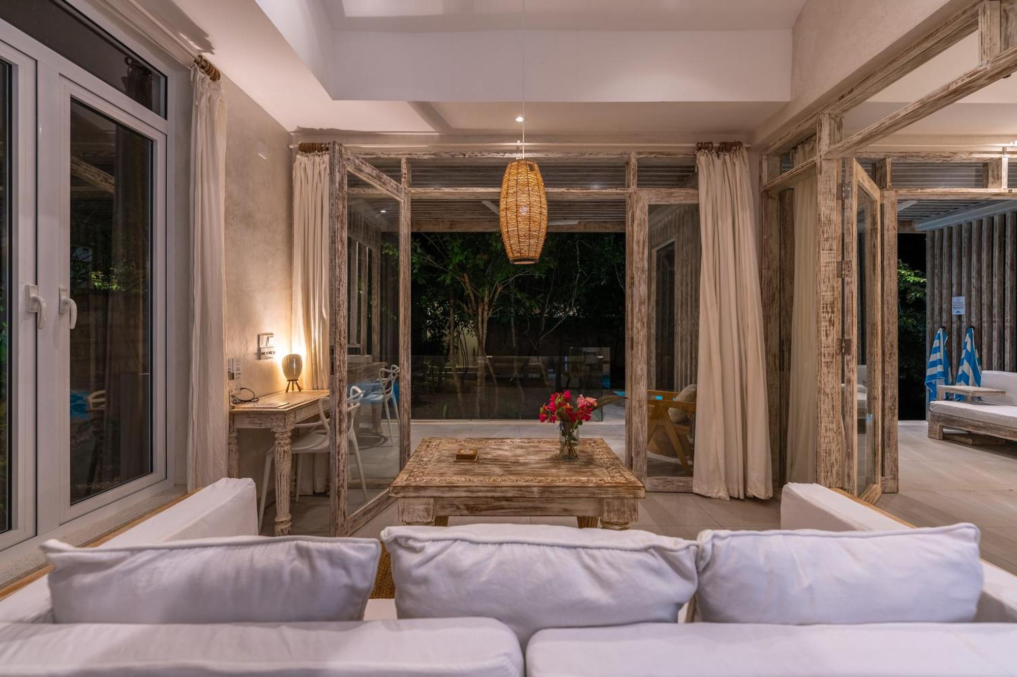Saffron Villas Диани-Бич Экстерьер фото