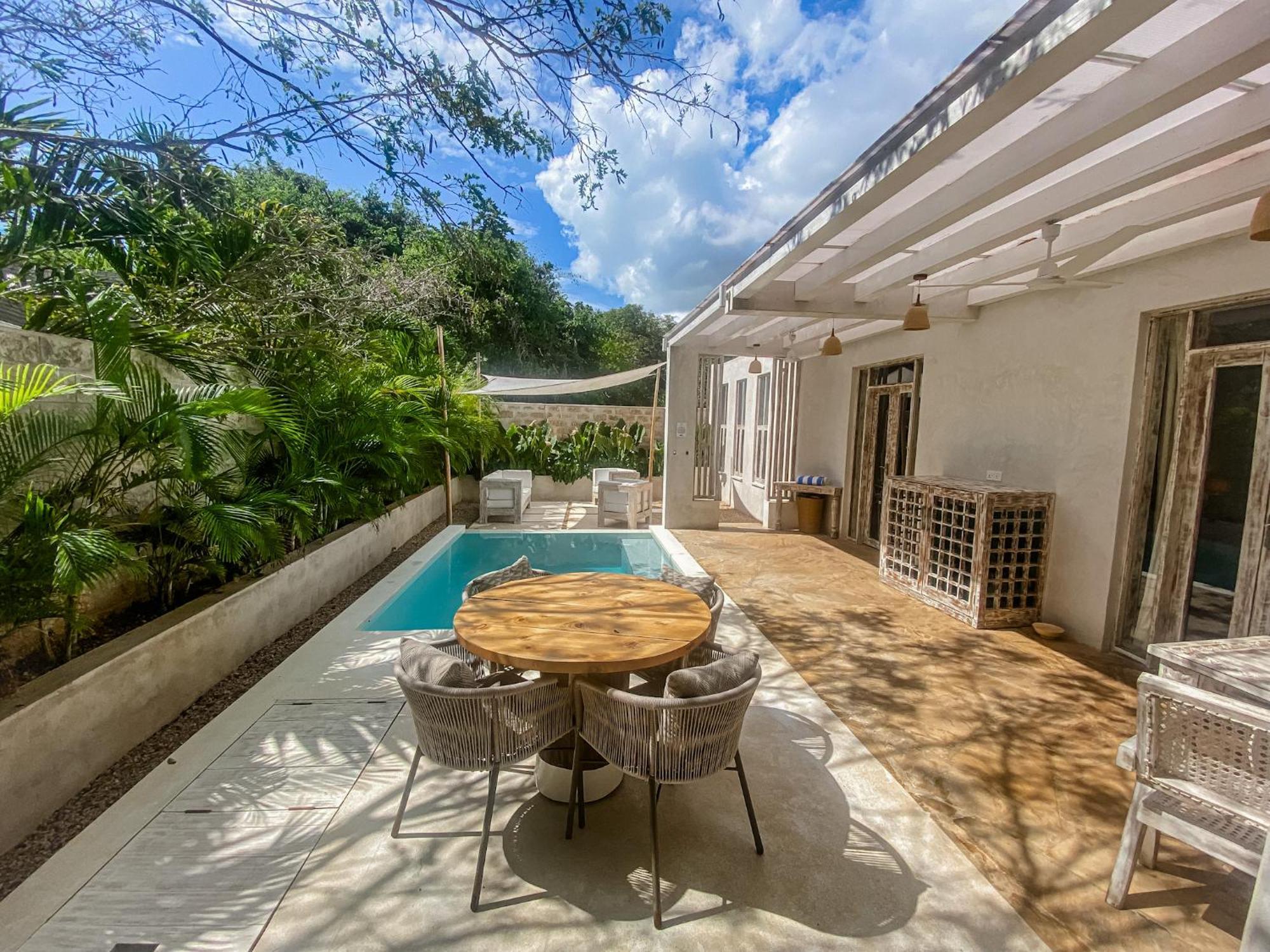 Saffron Villas Диани-Бич Экстерьер фото