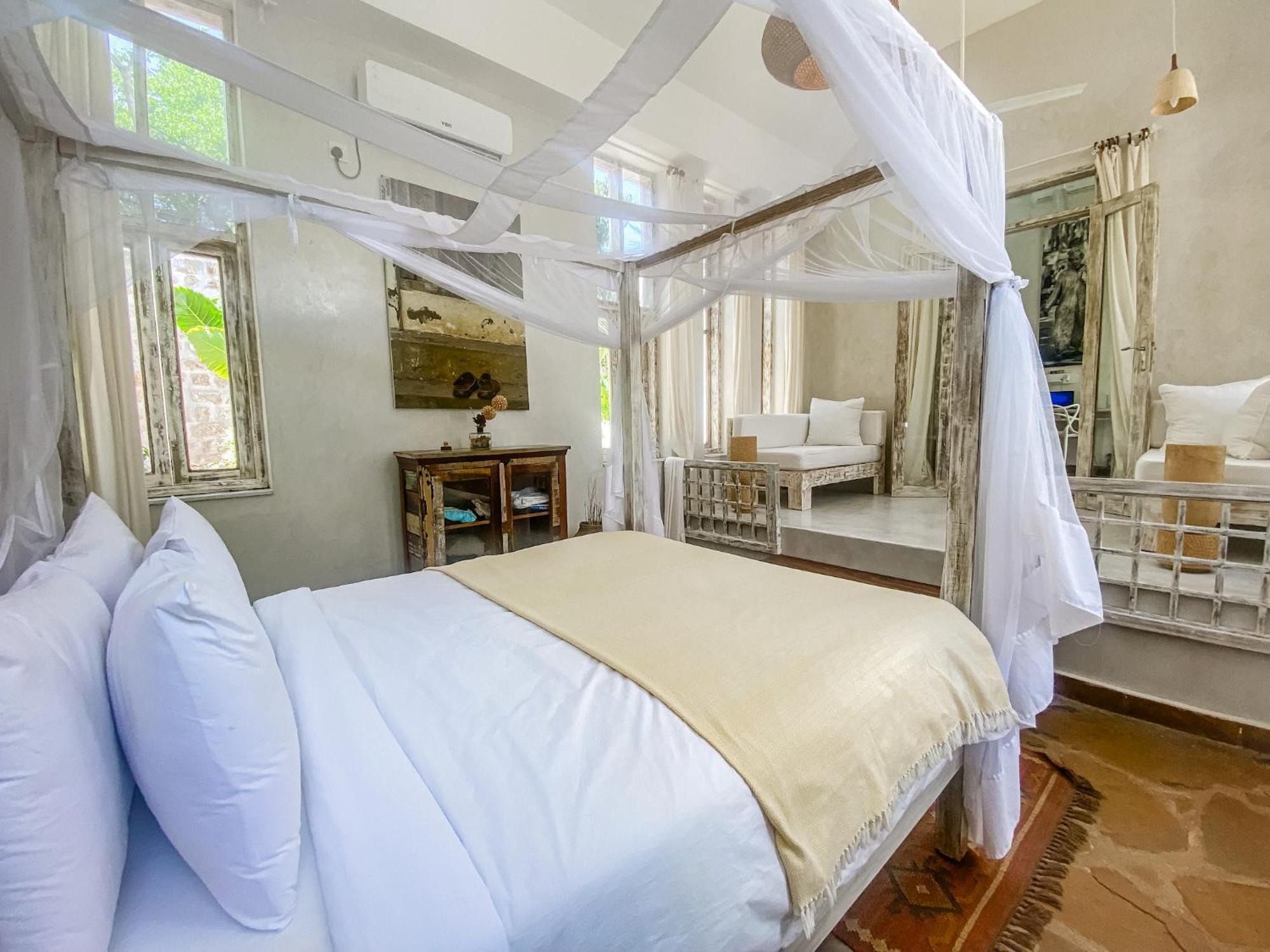 Saffron Villas Диани-Бич Экстерьер фото